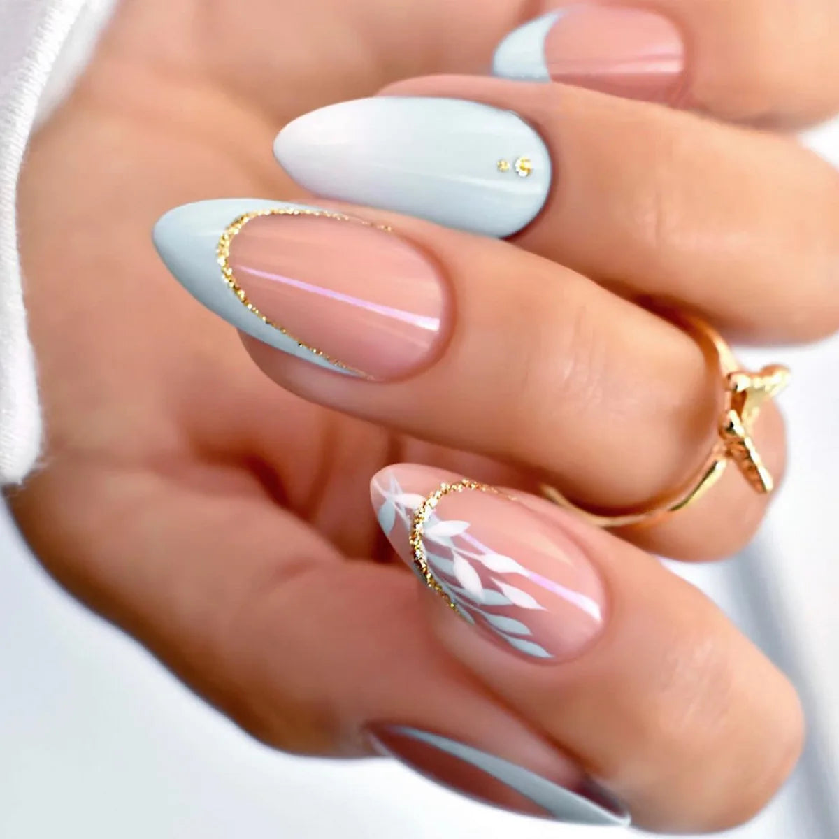 The Dainty & Elegant Dreamy Collection: Medium to long 24pcs Almond/Stiletto Press On Nails